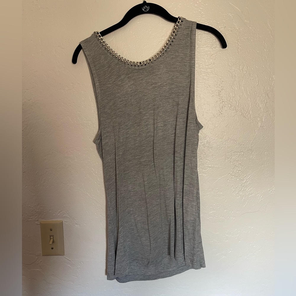 Sam Edelman women’s grey tank with silver chain accent